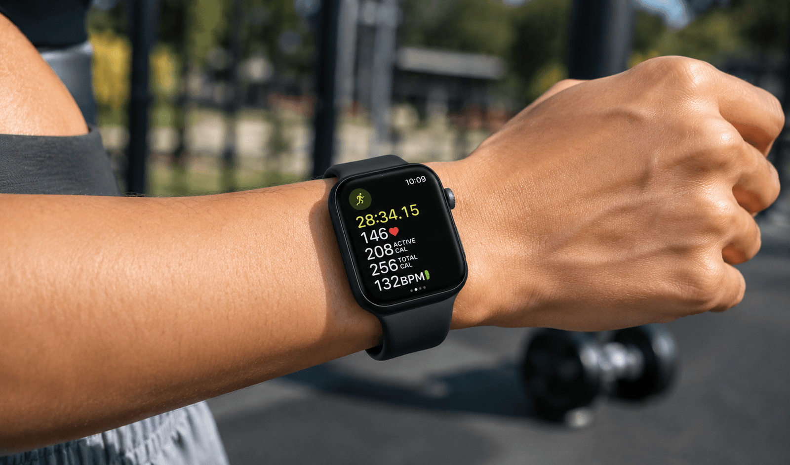 apple watch se3 wrist view